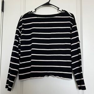 Old Navy Black and White Striped Long-Sleeve Top